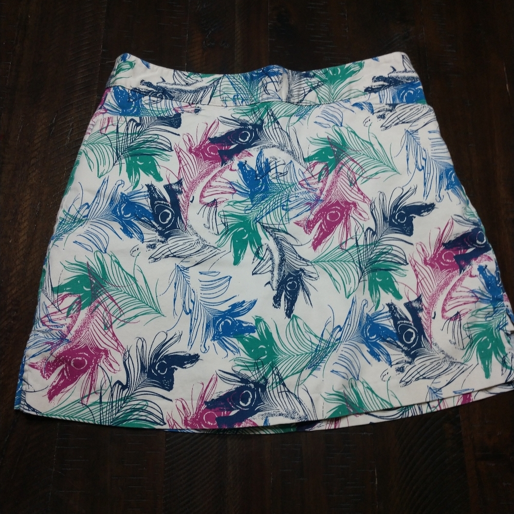 Like new Lady Hagen Feathered Golf Skirt Size 6